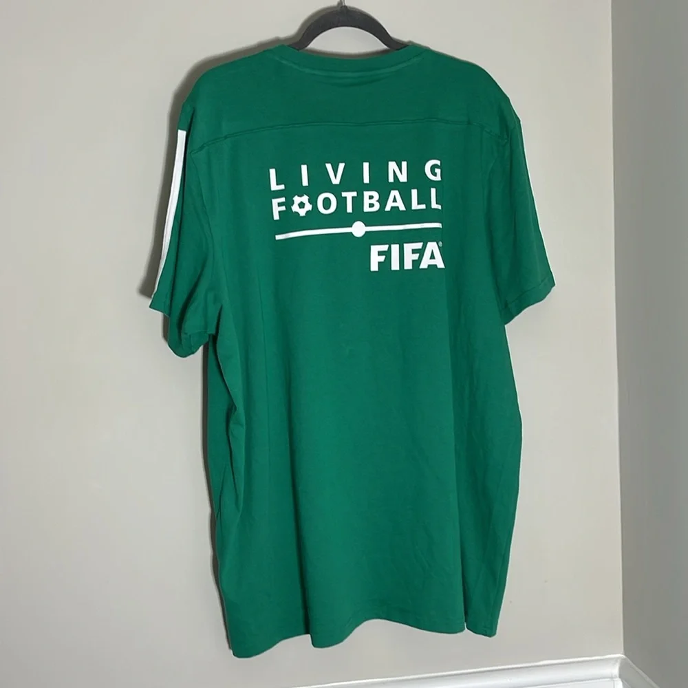 Adidas shirt - Picture 2 of 2